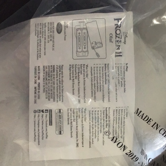 Disney Frozen II Plush Singing Olaf - Picture 5 of 9